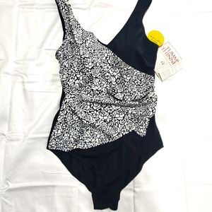It Figures Size 20 Black and White Tummy Control Wrap Swimsuit